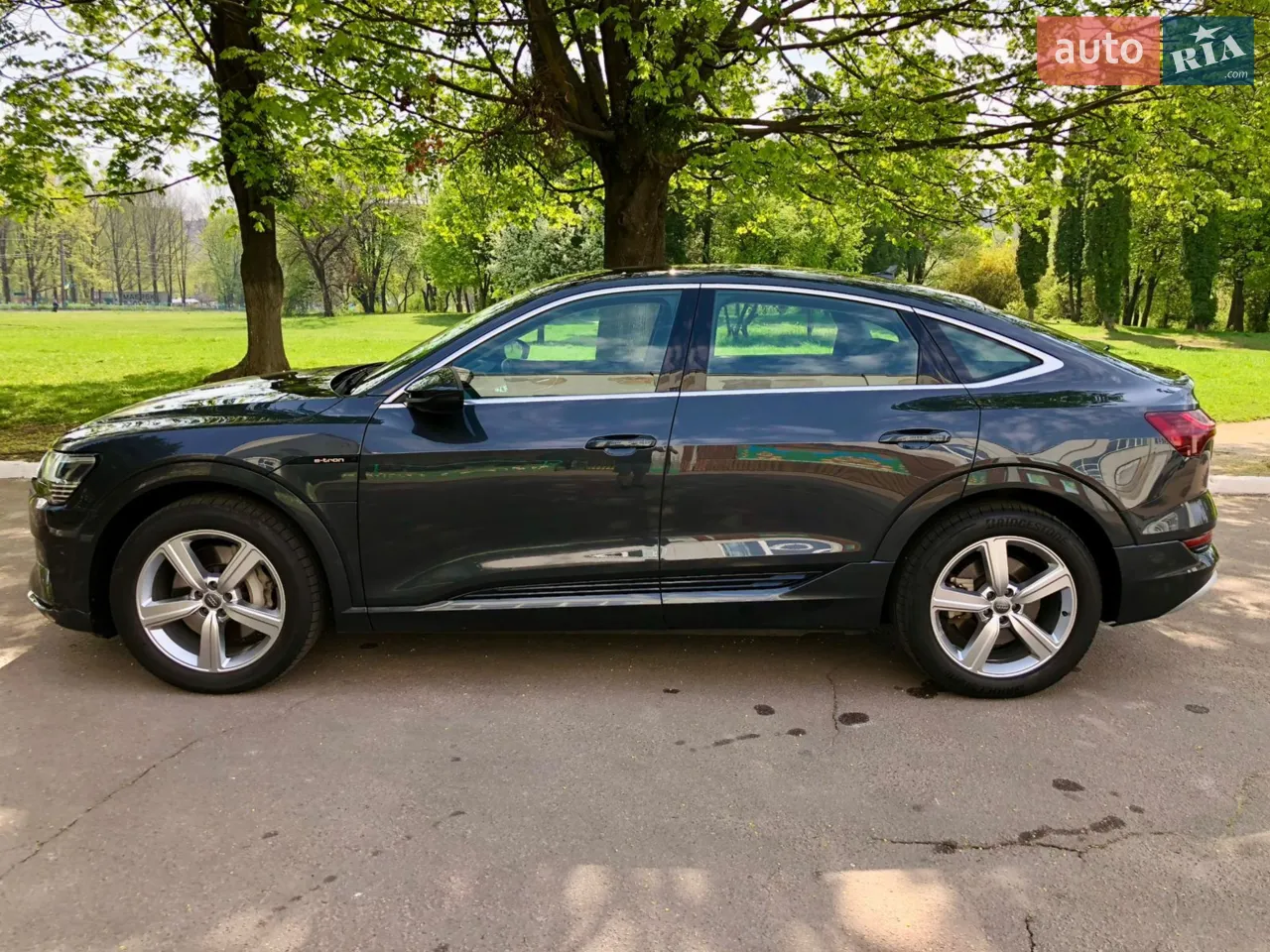 2020 Audi e-tron Sportback - мініатюра 28