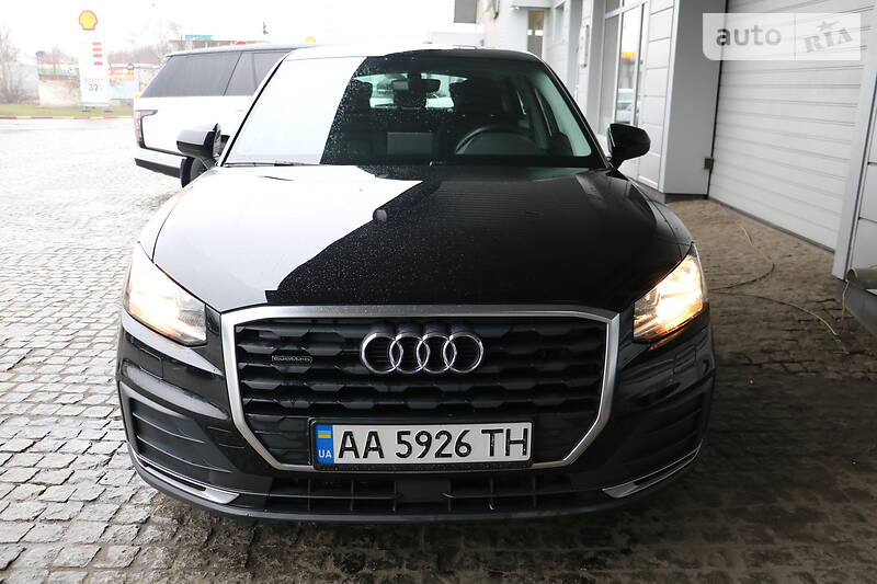 Позашляховик / Кросовер Audi Q2 2017 в 