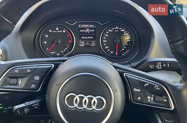 Внедорожник / Кроссовер Audi Q2 2017 в 