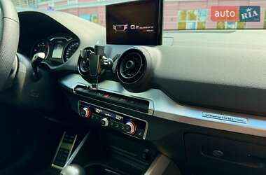 Внедорожник / Кроссовер Audi Q2 2017 в 