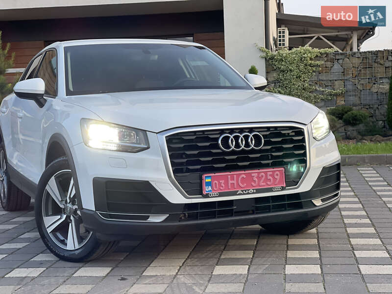 Внедорожник / Кроссовер Audi Q2 2017 в 