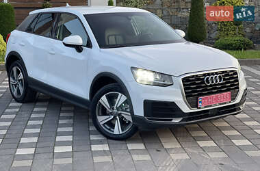 Внедорожник / Кроссовер Audi Q2 2017 в 