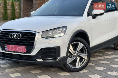 Внедорожник / Кроссовер Audi Q2 2017 в 