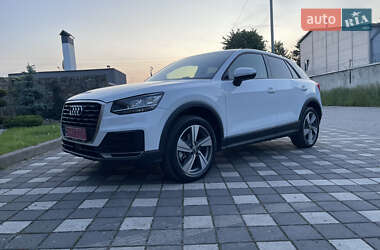 Внедорожник / Кроссовер Audi Q2 2017 в 