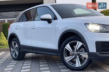 Внедорожник / Кроссовер Audi Q2 2017 в 