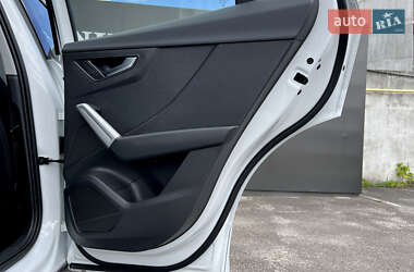 Позашляховик / Кросовер Audi Q2 2023 в 