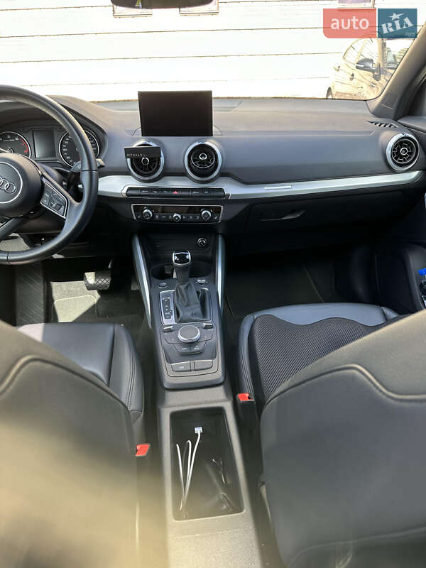 Внедорожник / Кроссовер Audi Q2 2021 в Киеве