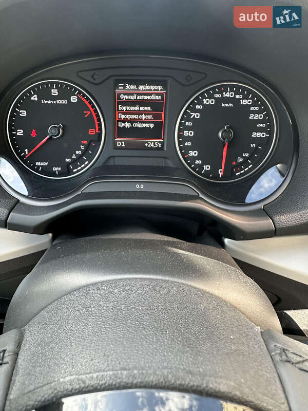 Внедорожник / Кроссовер Audi Q2 2021 в Киеве