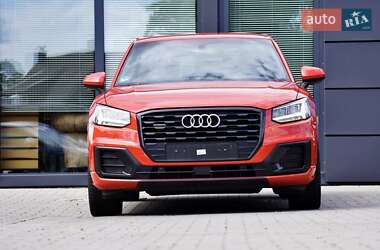 Внедорожник / Кроссовер Audi Q2 2021 в 