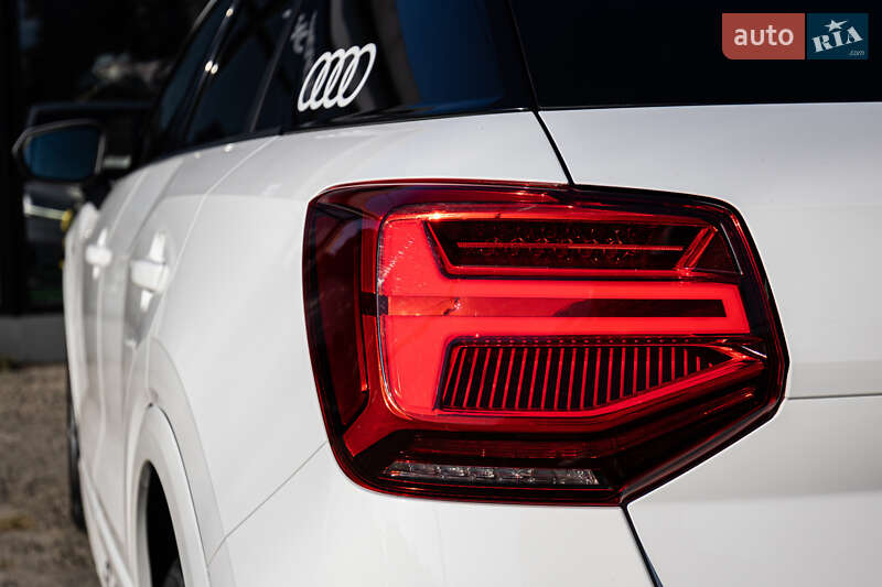 Позашляховик / Кросовер Audi Q2 2019 в Києві