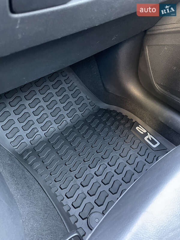 Позашляховик / Кросовер Audi Q2 2016 в Києві фото 43 Позашляховик / Кросовер Audi Q2 2016 в Києві