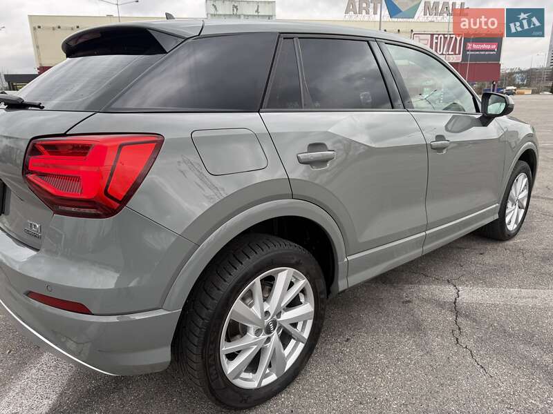 Позашляховик / Кросовер Audi Q2 2018 в Києві