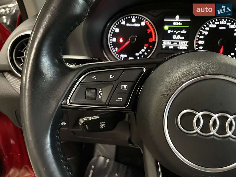 Позашляховик / Кросовер Audi Q2 2018 в Львові