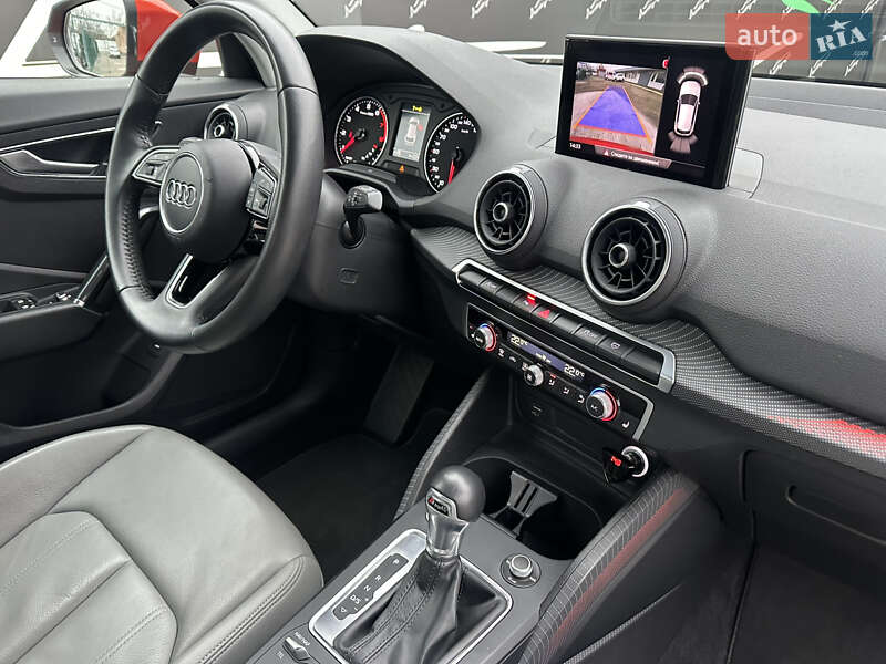 Внедорожник / Кроссовер Audi Q2 2017 в Киеве