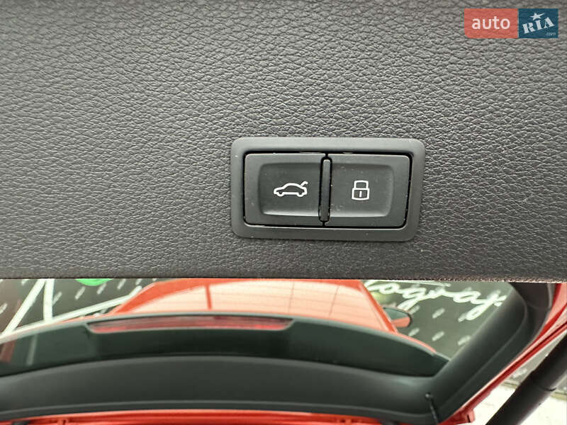 Внедорожник / Кроссовер Audi Q2 2017 в Киеве