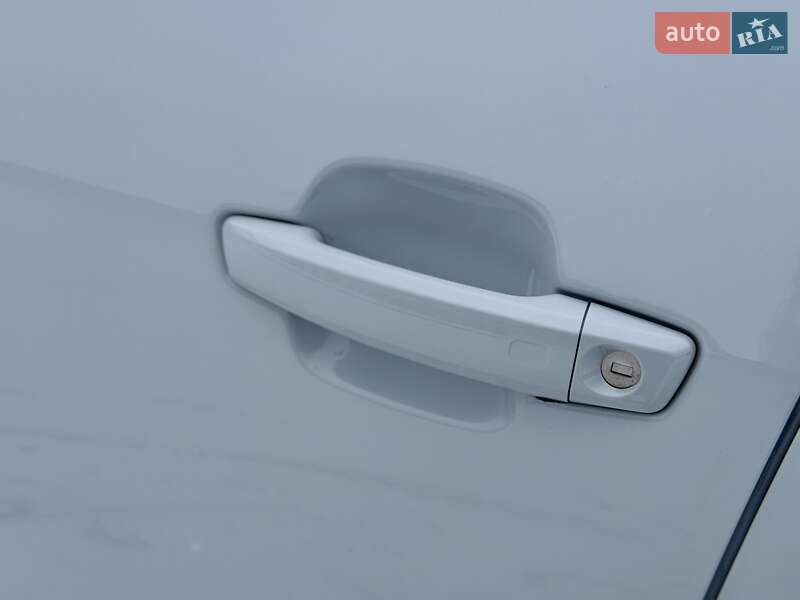 Внедорожник / Кроссовер Audi Q2 2023 в Киеве