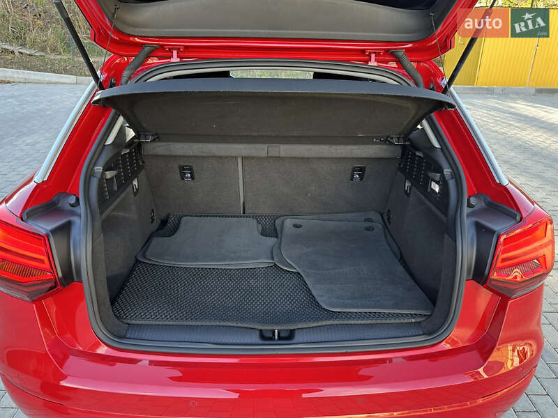 Внедорожник / Кроссовер Audi Q2 2017 в Виннице