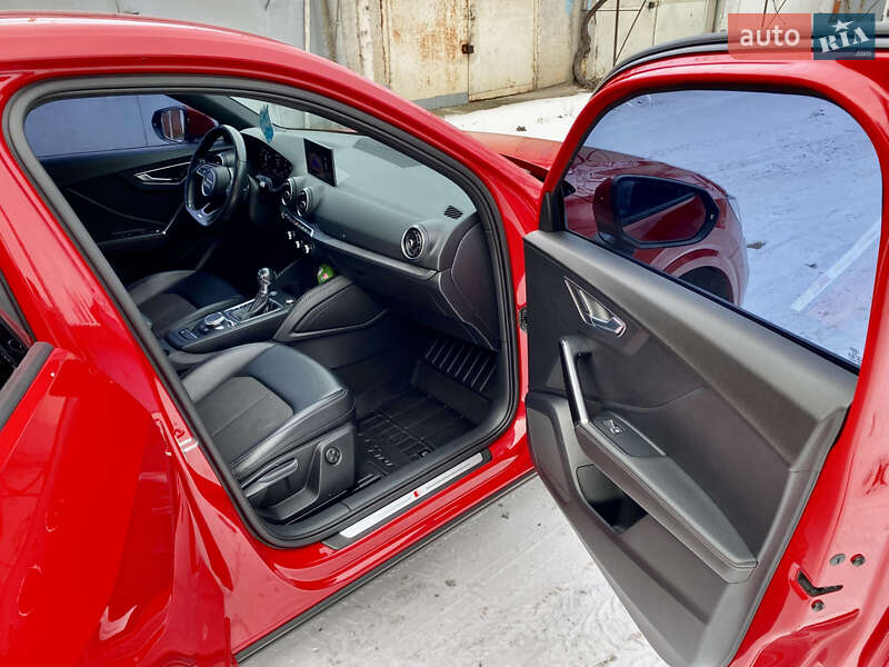 Внедорожник / Кроссовер Audi Q2 2016 в Одессе