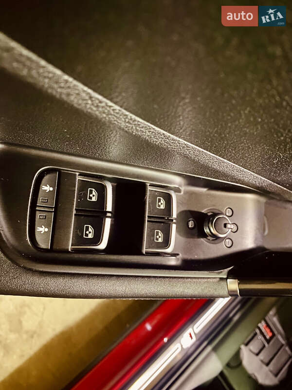 Внедорожник / Кроссовер Audi Q2 2016 в Одессе