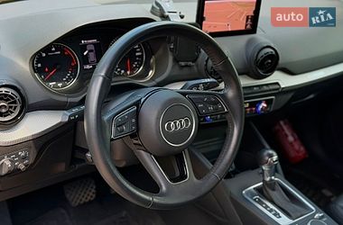 Позашляховик / Кросовер Audi Q2 2018 в Чернівцях