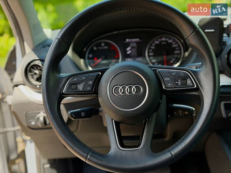 Позашляховик / Кросовер Audi Q2 2018 в Чернівцях