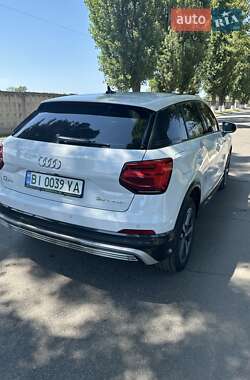 Внедорожник / Кроссовер Audi Q2L e-tron 2019 в 