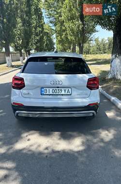 Внедорожник / Кроссовер Audi Q2L e-tron 2019 в 