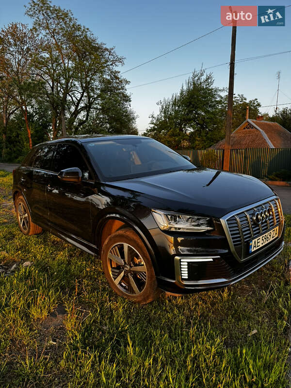 Позашляховик / Кросовер Audi Q2L e-tron 2021 в Кам'янському фото 2 Позашляховик / Кросовер Audi Q2L e-tron 2021 в Кам'янському