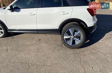 Внедорожник / Кроссовер Audi Q2L e-tron 2021 в 