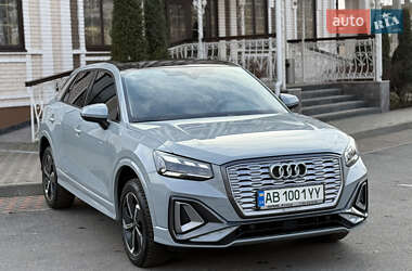 Внедорожник / Кроссовер Audi Q2L e-tron 2022 в 