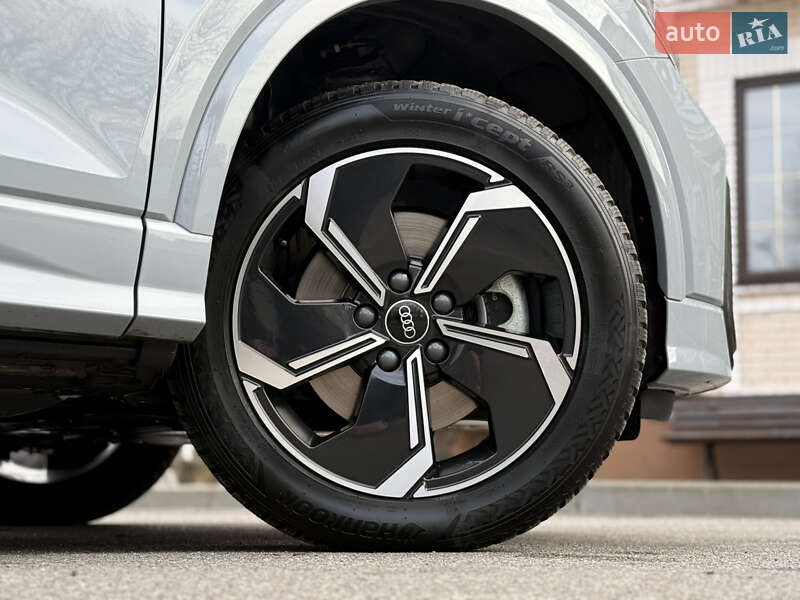 Позашляховик / Кросовер Audi Q2L e-tron 2022 в Вінниці
