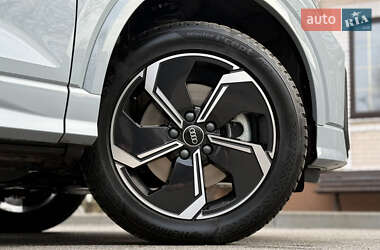 Внедорожник / Кроссовер Audi Q2L e-tron 2022 в 