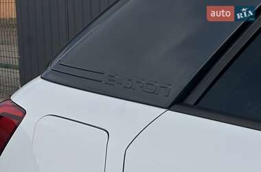 Внедорожник / Кроссовер Audi Q2L e-tron 2021 в 