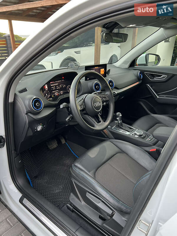 Позашляховик / Кросовер Audi Q2L e-tron 2021 в Тернополі