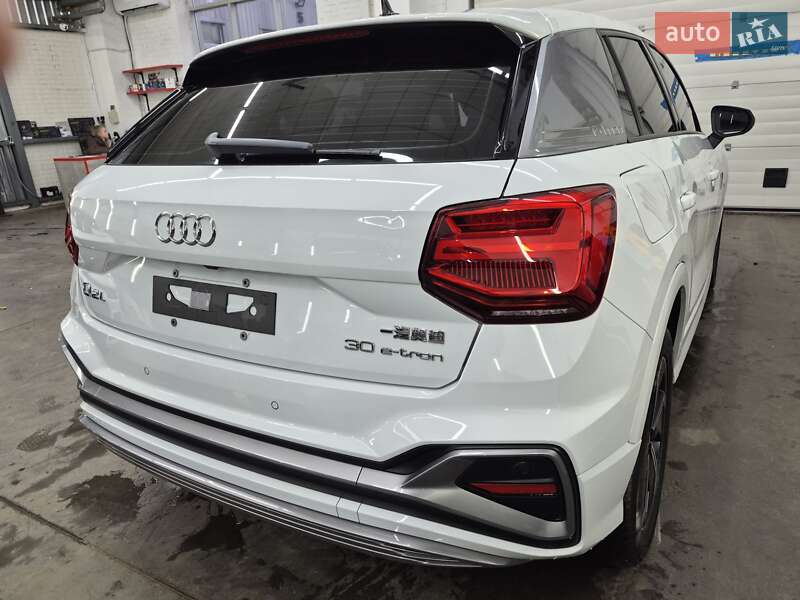 Внедорожник / Кроссовер Audi Q2L e-tron 2022 в Киеве фото 11 Внедорожник / Кроссовер Audi Q2L e-tron 2022 в Киеве