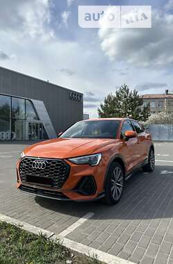 Внедорожник / Кроссовер Audi Q3 Sportback 2020 в Киеве