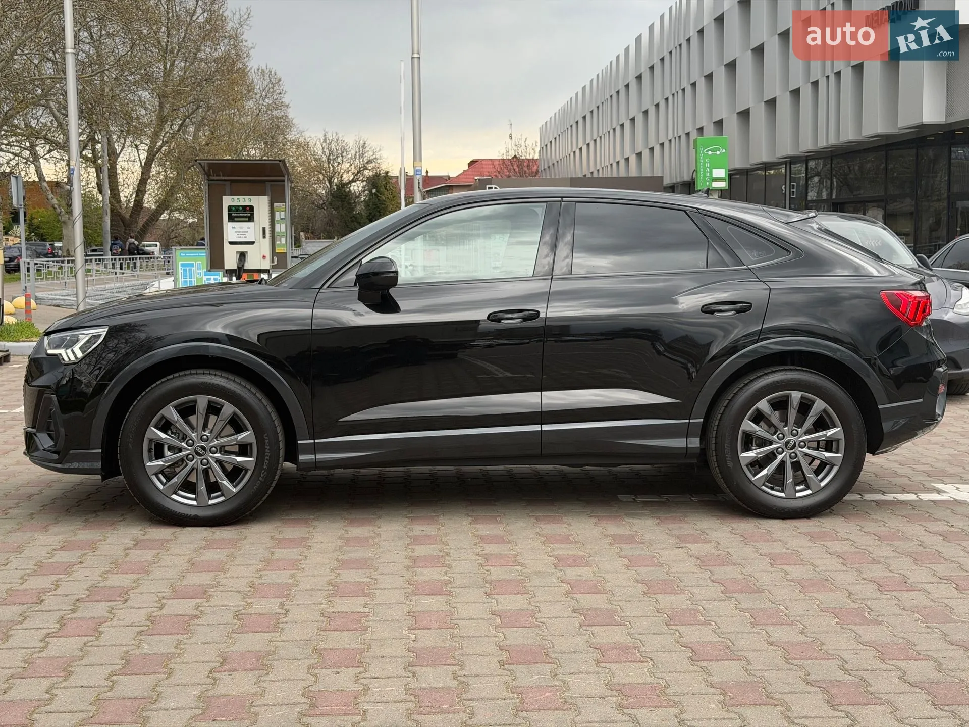 2025 Audi Q3 - мініатюра 7