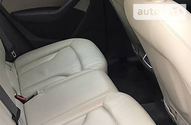 Позашляховик / Кросовер Audi Q3 2013 в 