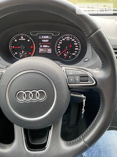 Позашляховик / Кросовер Audi Q3 2013 в Києві