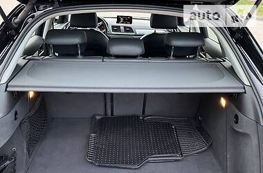 Позашляховик / Кросовер Audi Q3 2015 в 