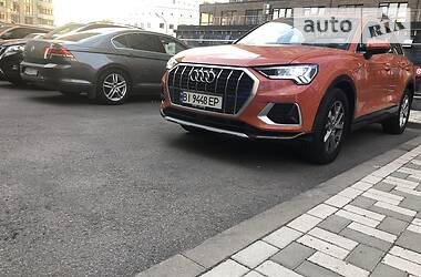 Позашляховик / Кросовер Audi Q3 2018 в Києві