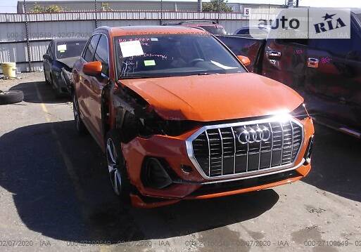 Позашляховик / Кросовер Audi Q3 2020 в Львові