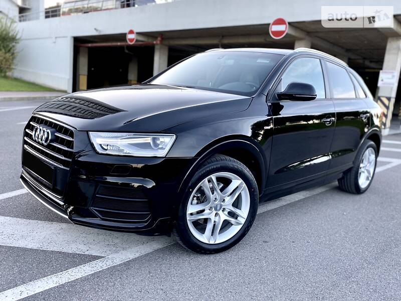 Позашляховик / Кросовер Audi Q3 2017 в Києві