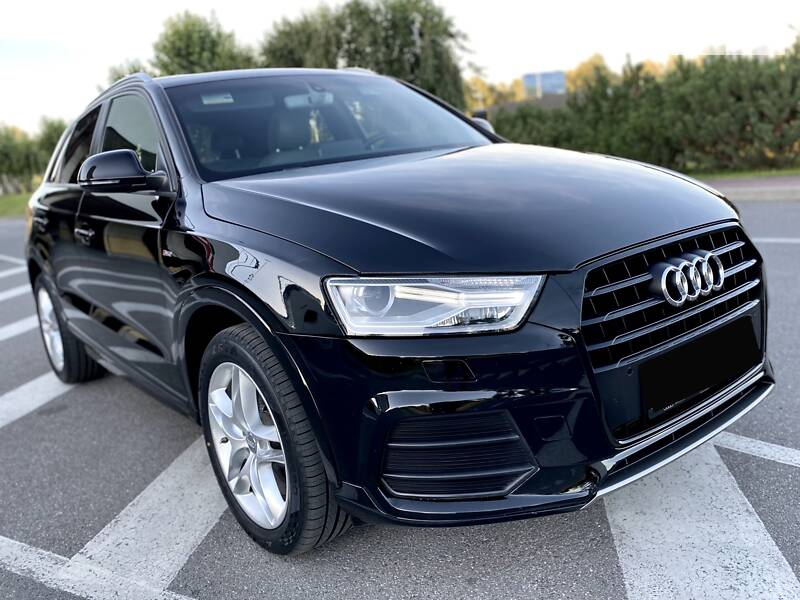 Позашляховик / Кросовер Audi Q3 2017 в Києві