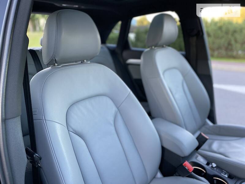 Позашляховик / Кросовер Audi Q3 2017 в Києві