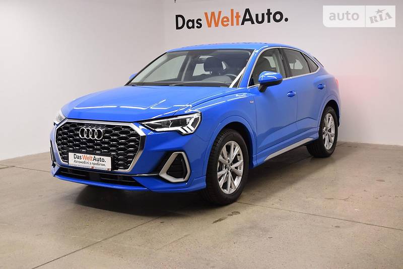 Позашляховик / Кросовер Audi Q3 2020 в Чернівцях