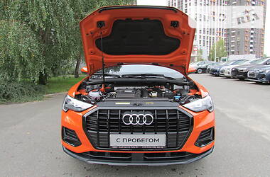 Внедорожник / Кроссовер Audi Q3 2020 в Киеве
