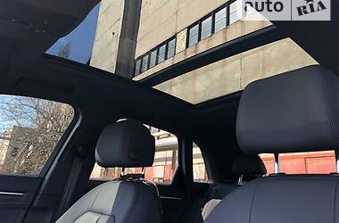 Позашляховик / Кросовер Audi Q3 2019 в Дніпрі