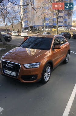 Внедорожник / Кроссовер Audi Q3 2011 в 