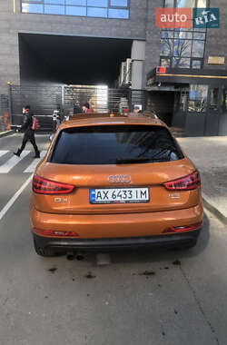 Внедорожник / Кроссовер Audi Q3 2011 в 